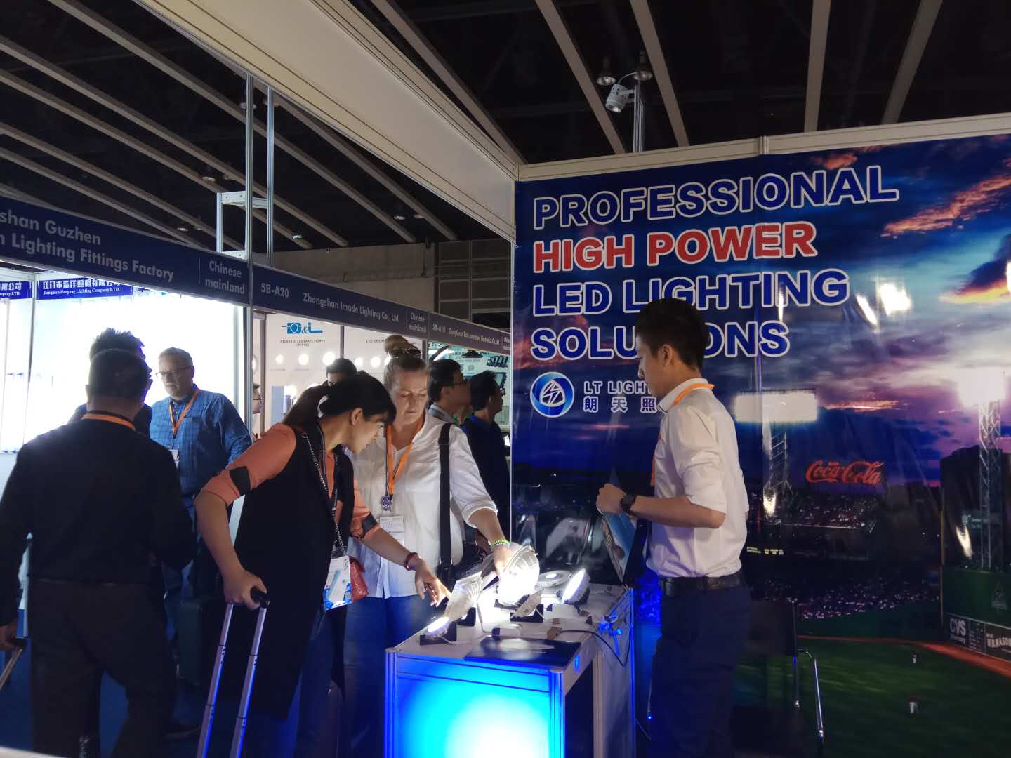 Welcoming visitors to our booth at the 2017 Hong Kong Lighting Fair